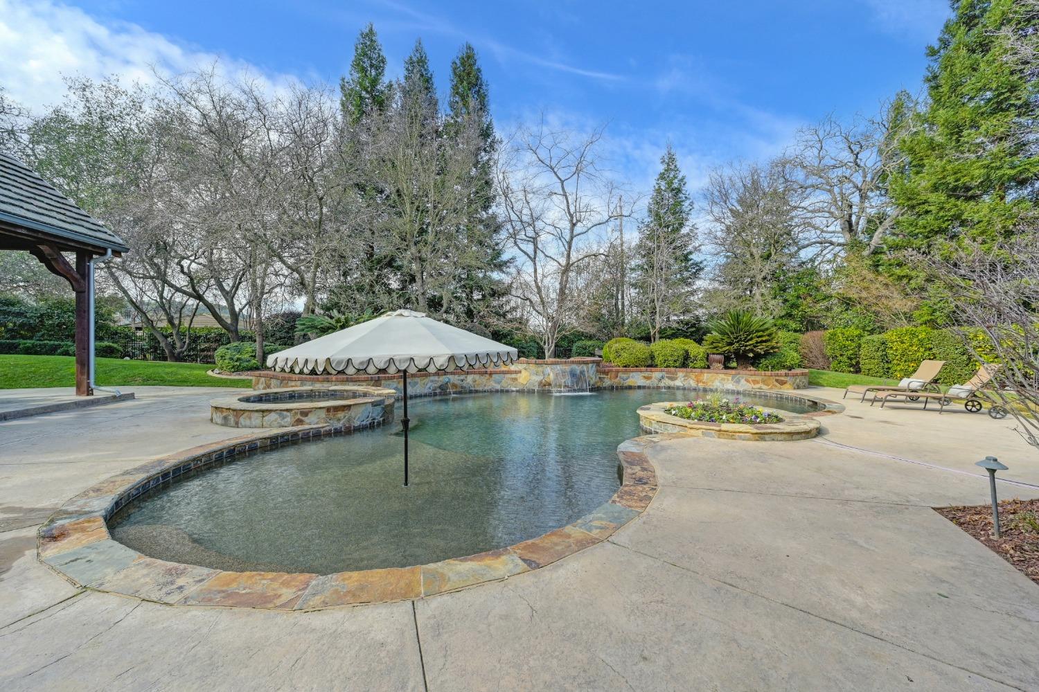 5680 Monte Claire Lane