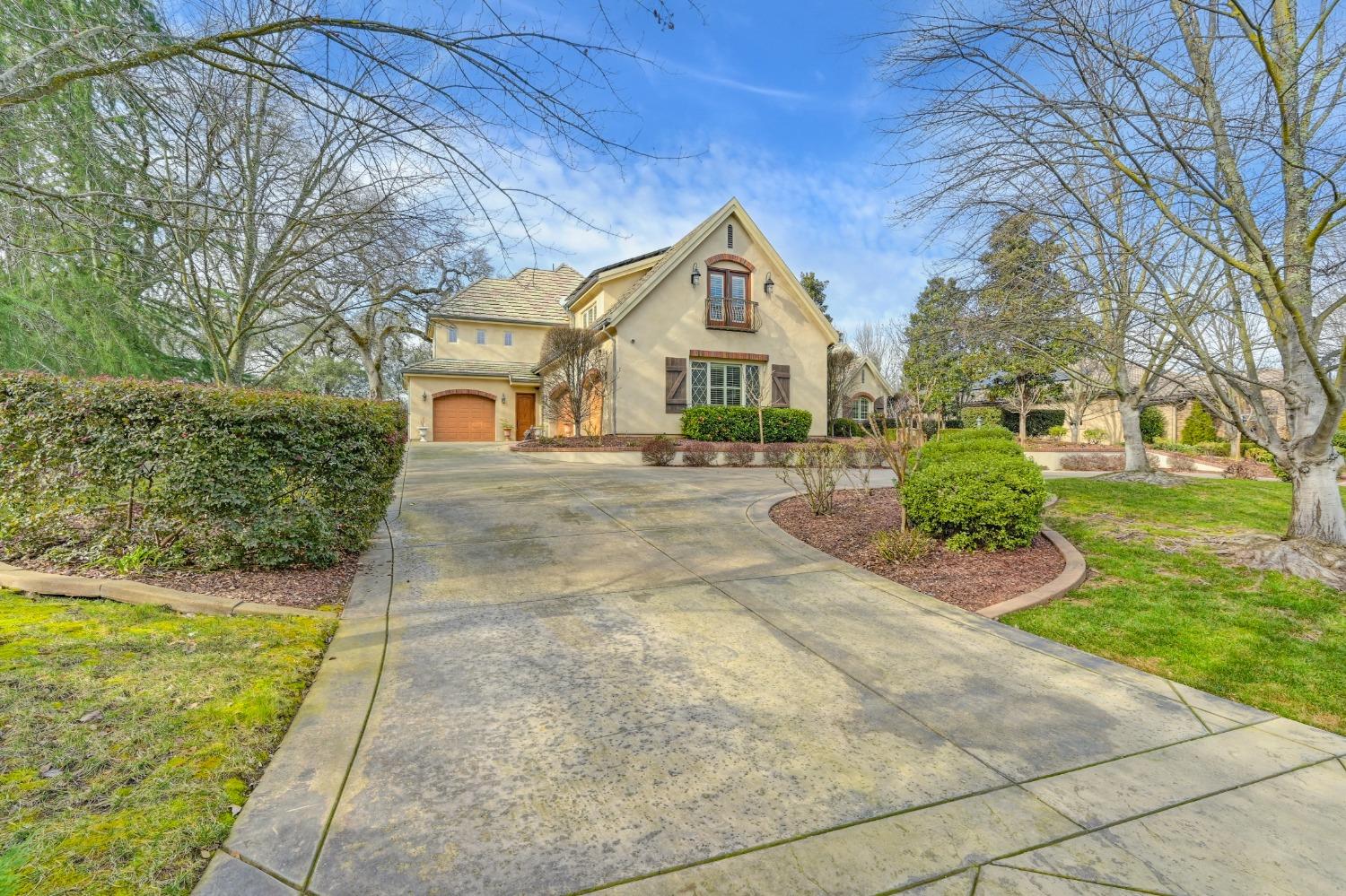 5680 Monte Claire Lane