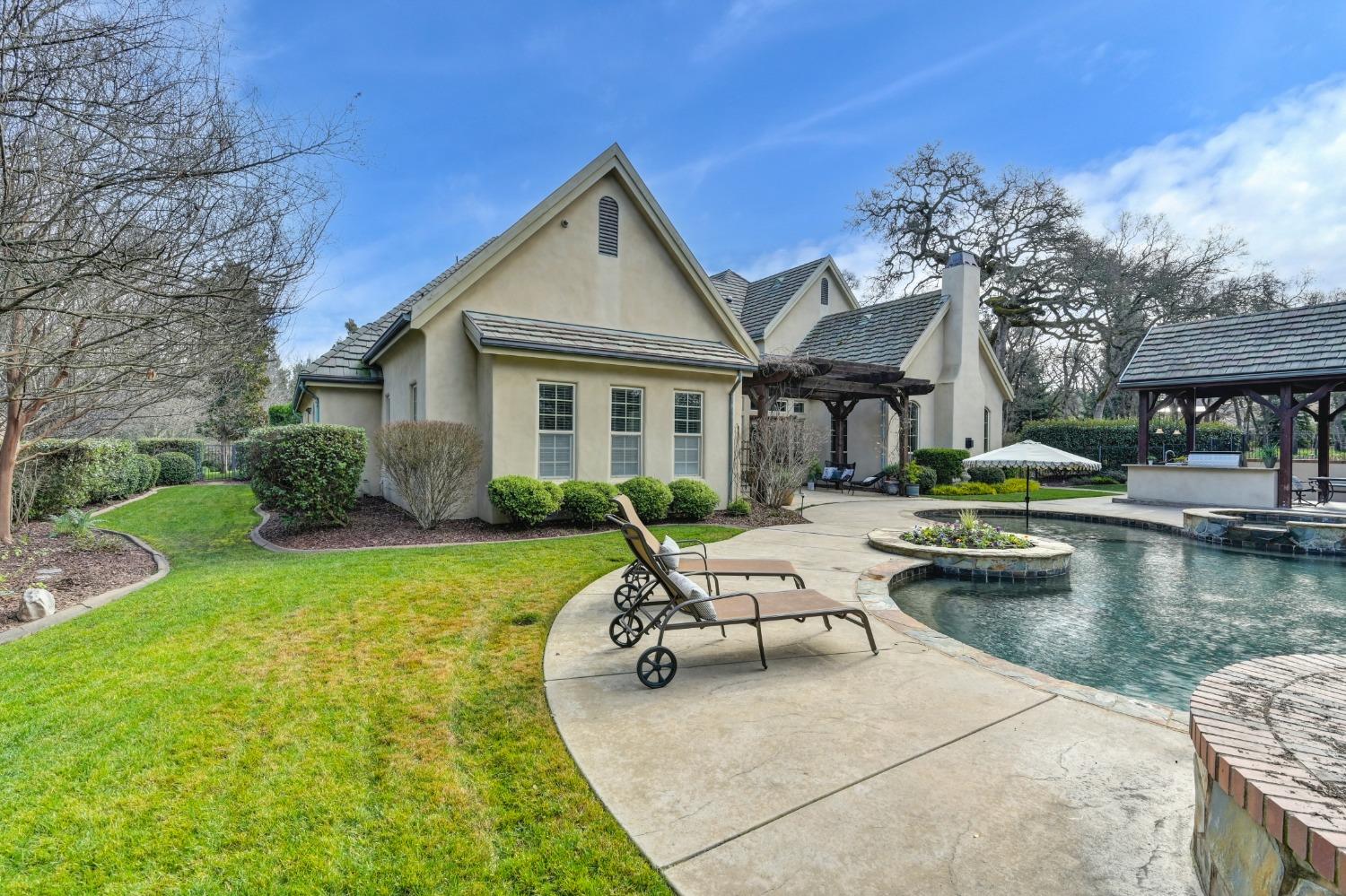 5680 Monte Claire Lane