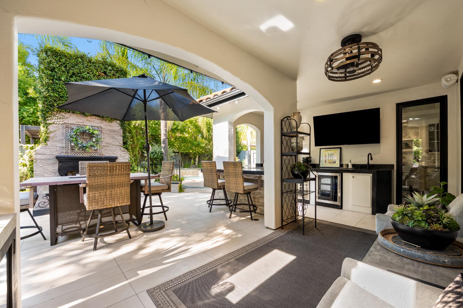 102 Painted Rock Place