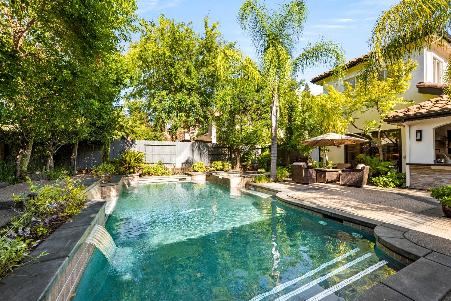 102 Painted Rock Place