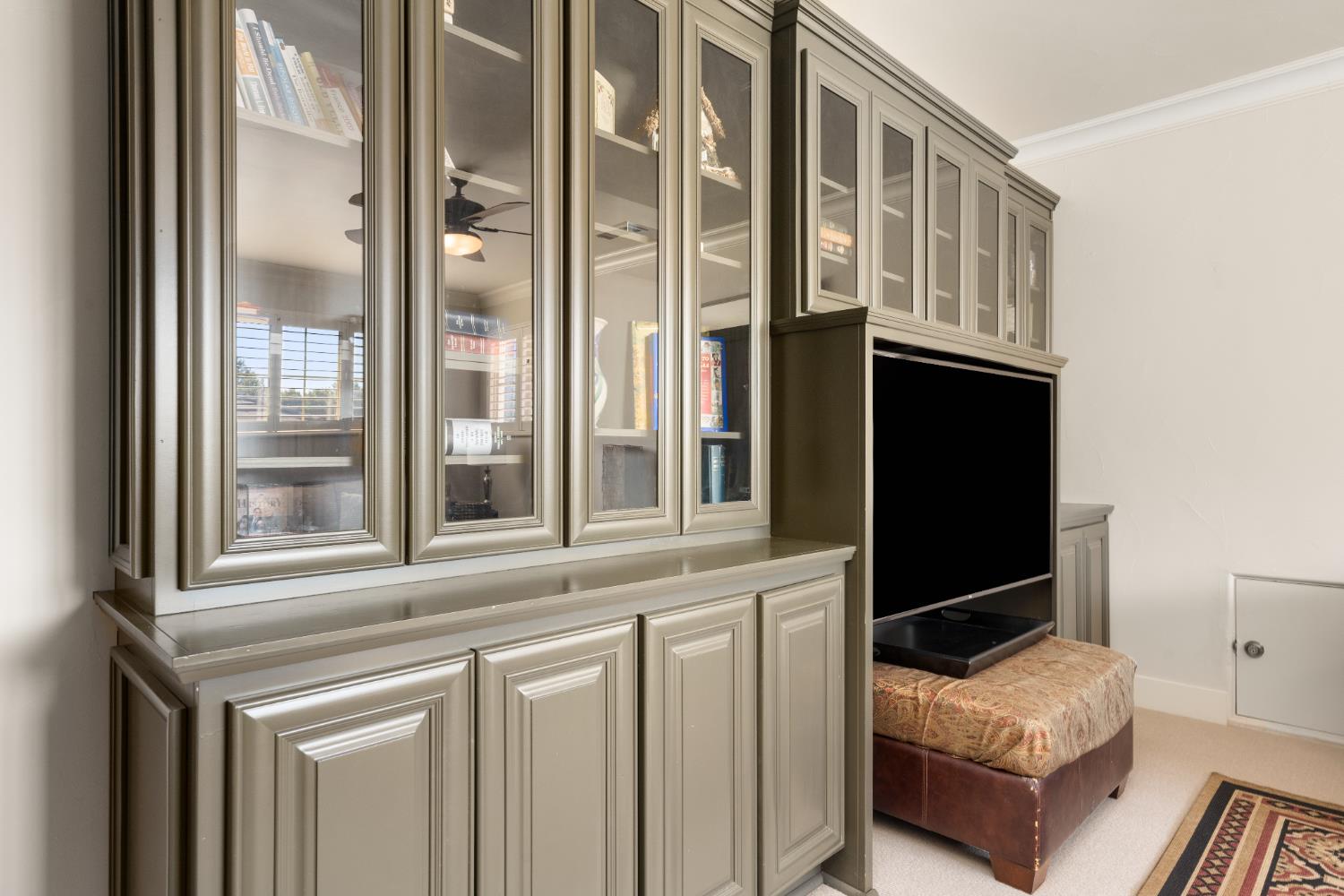 102 Painted Rock Place