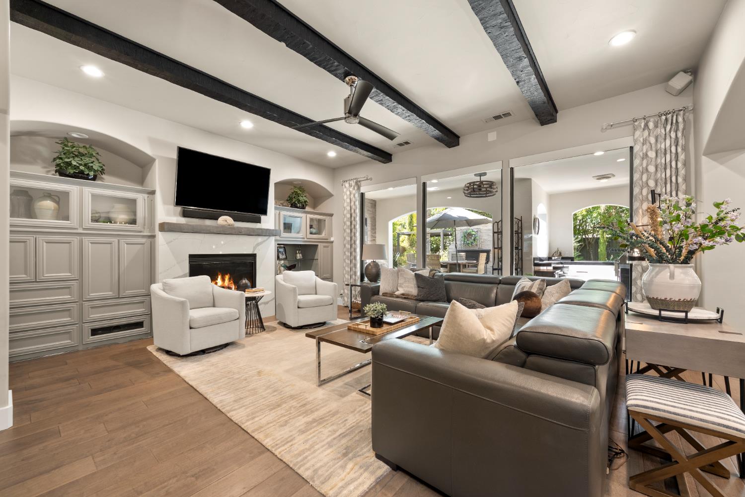 102 Painted Rock Place