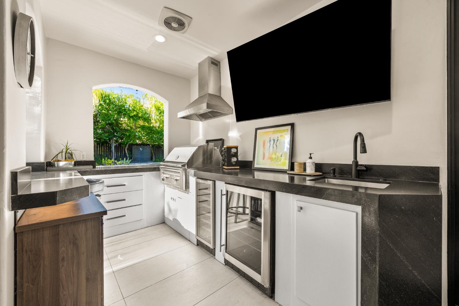 102 Painted Rock Place