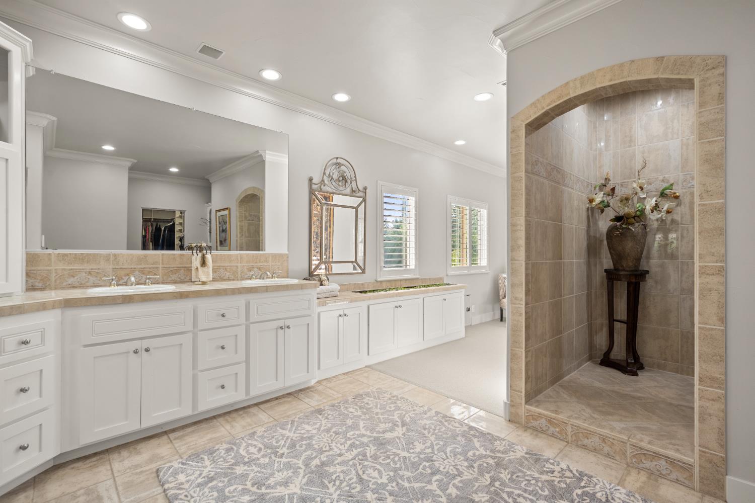 102 Painted Rock Place