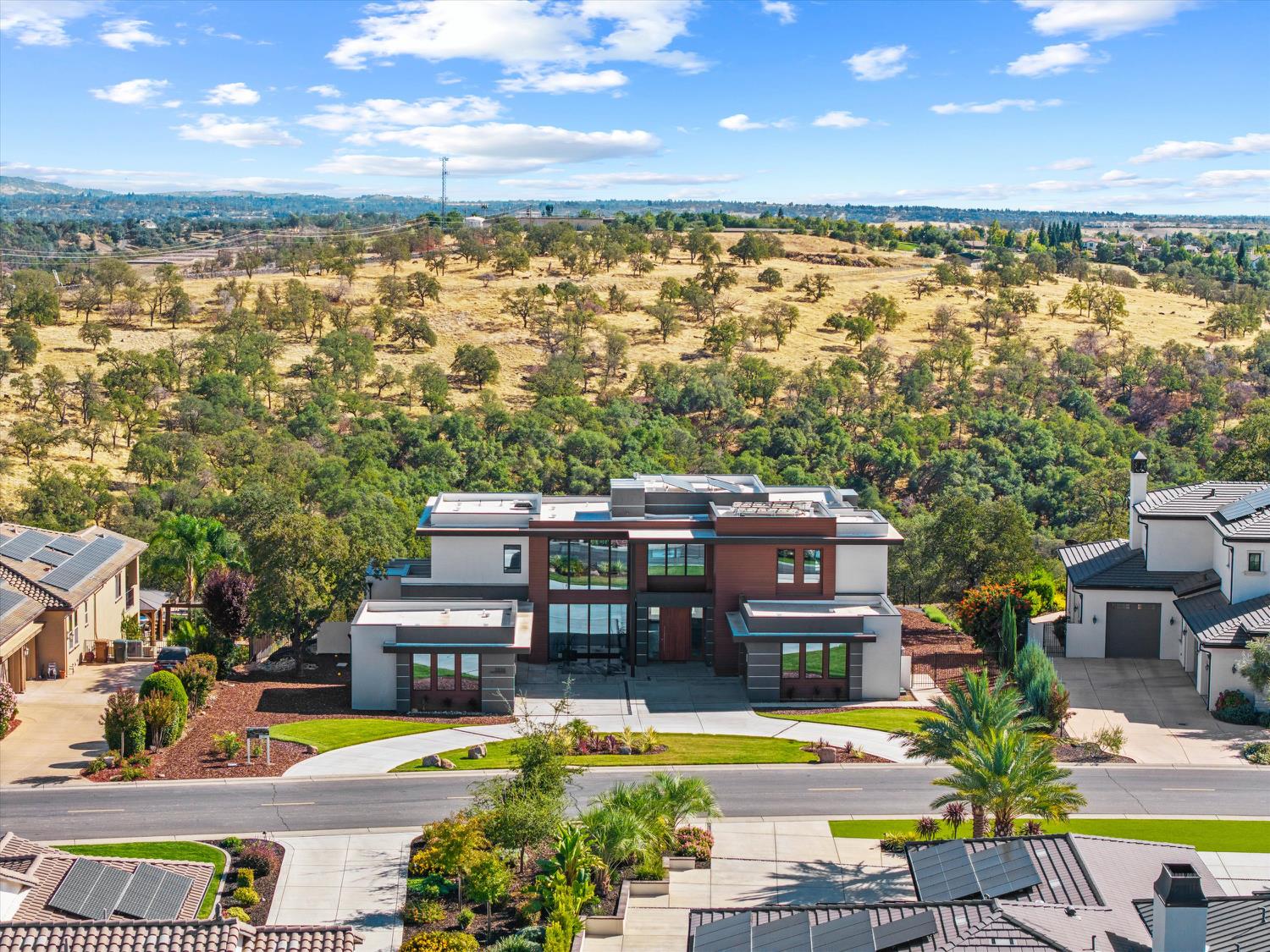 3516 Vista De Madera