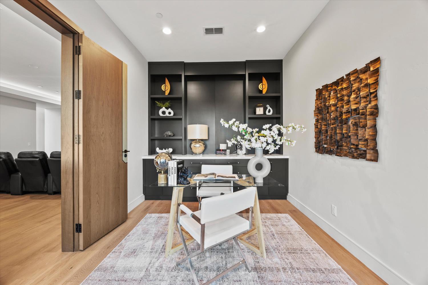 3516 Vista De Madera