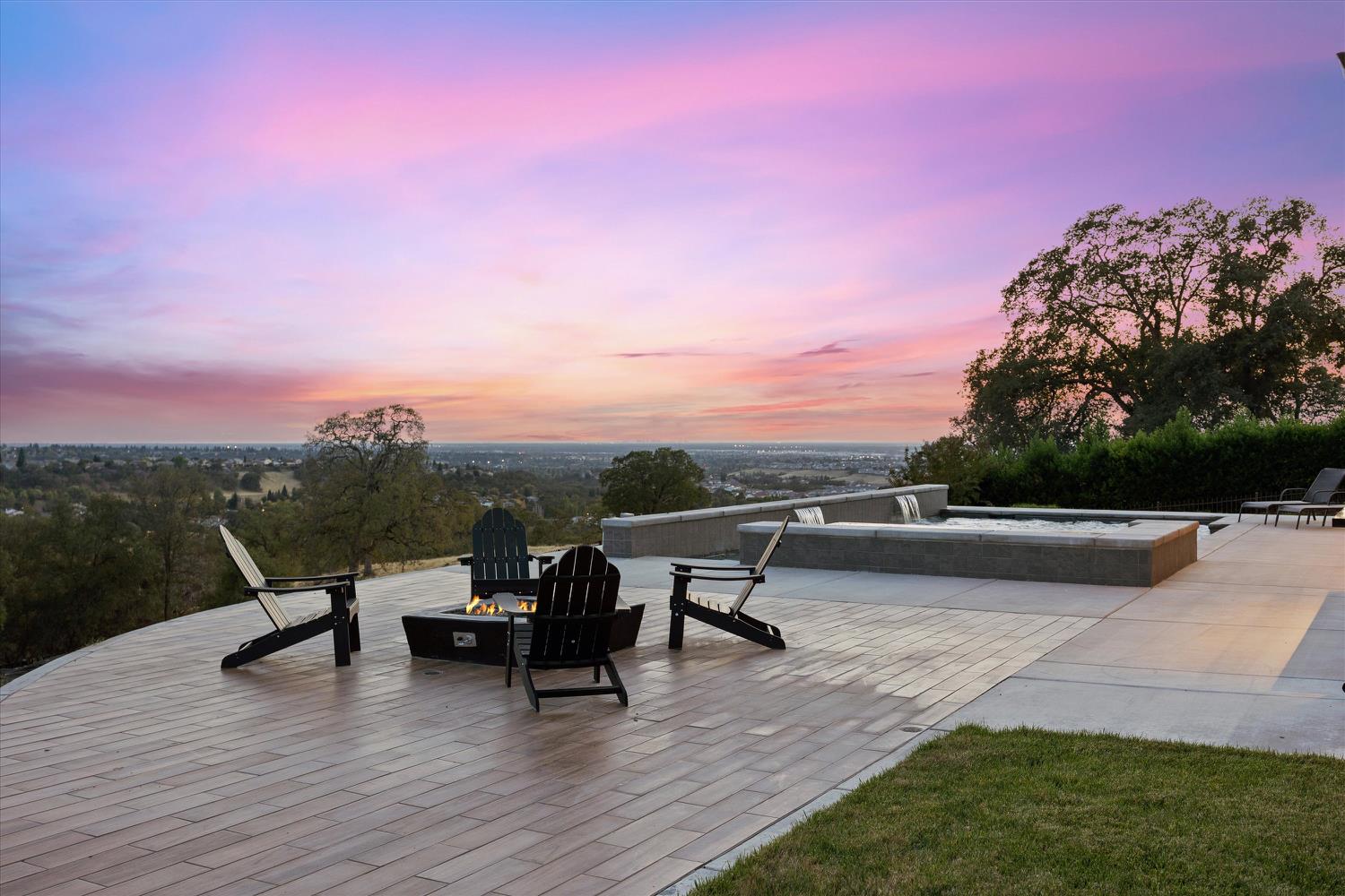 3516 Vista De Madera