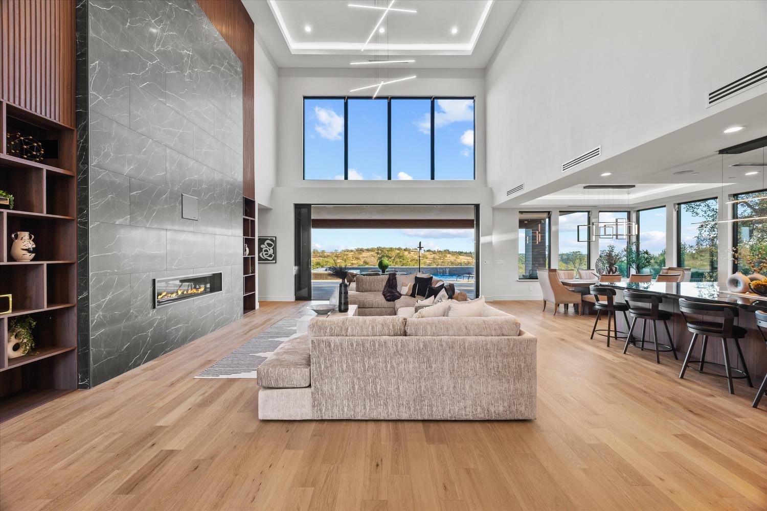 3516 Vista De Madera