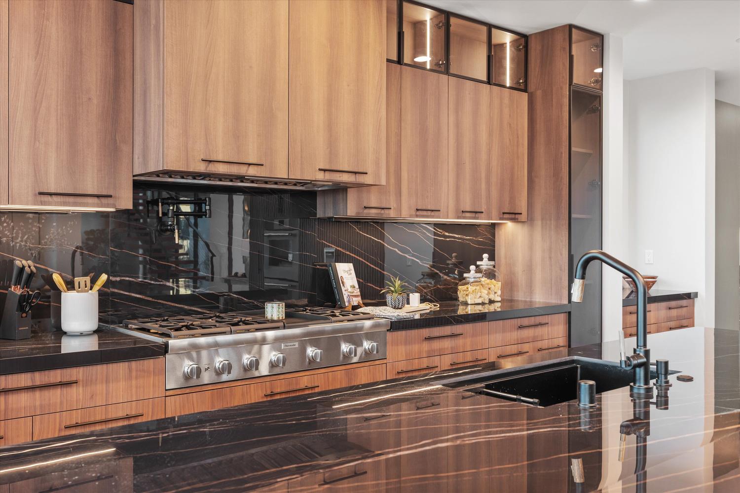 3516 Vista De Madera