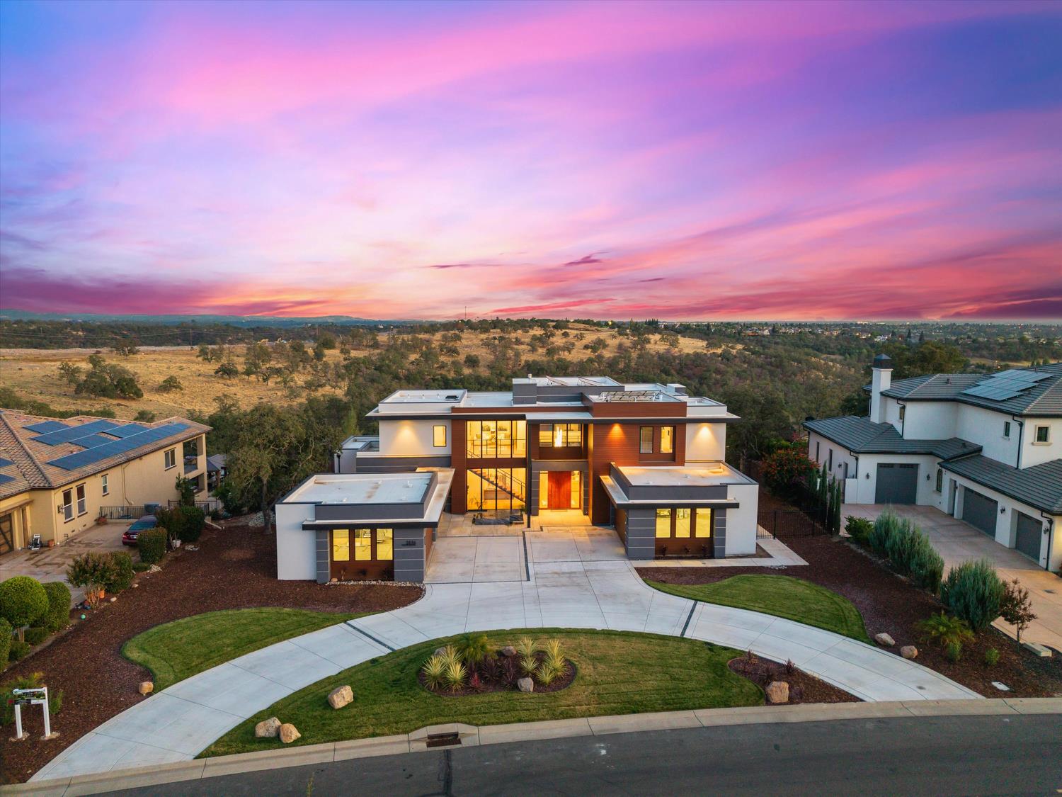 3516 Vista De Madera