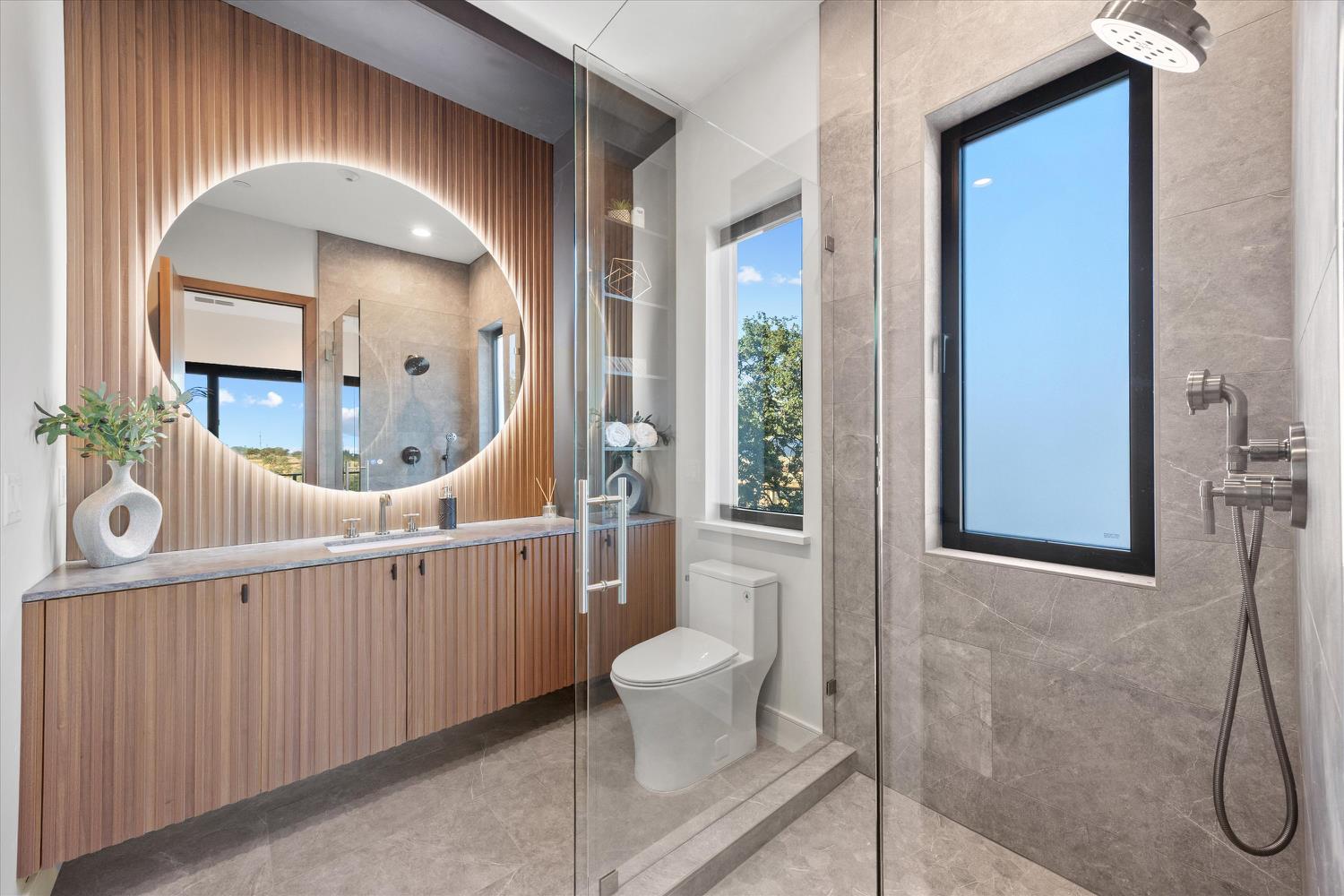 3516 Vista De Madera