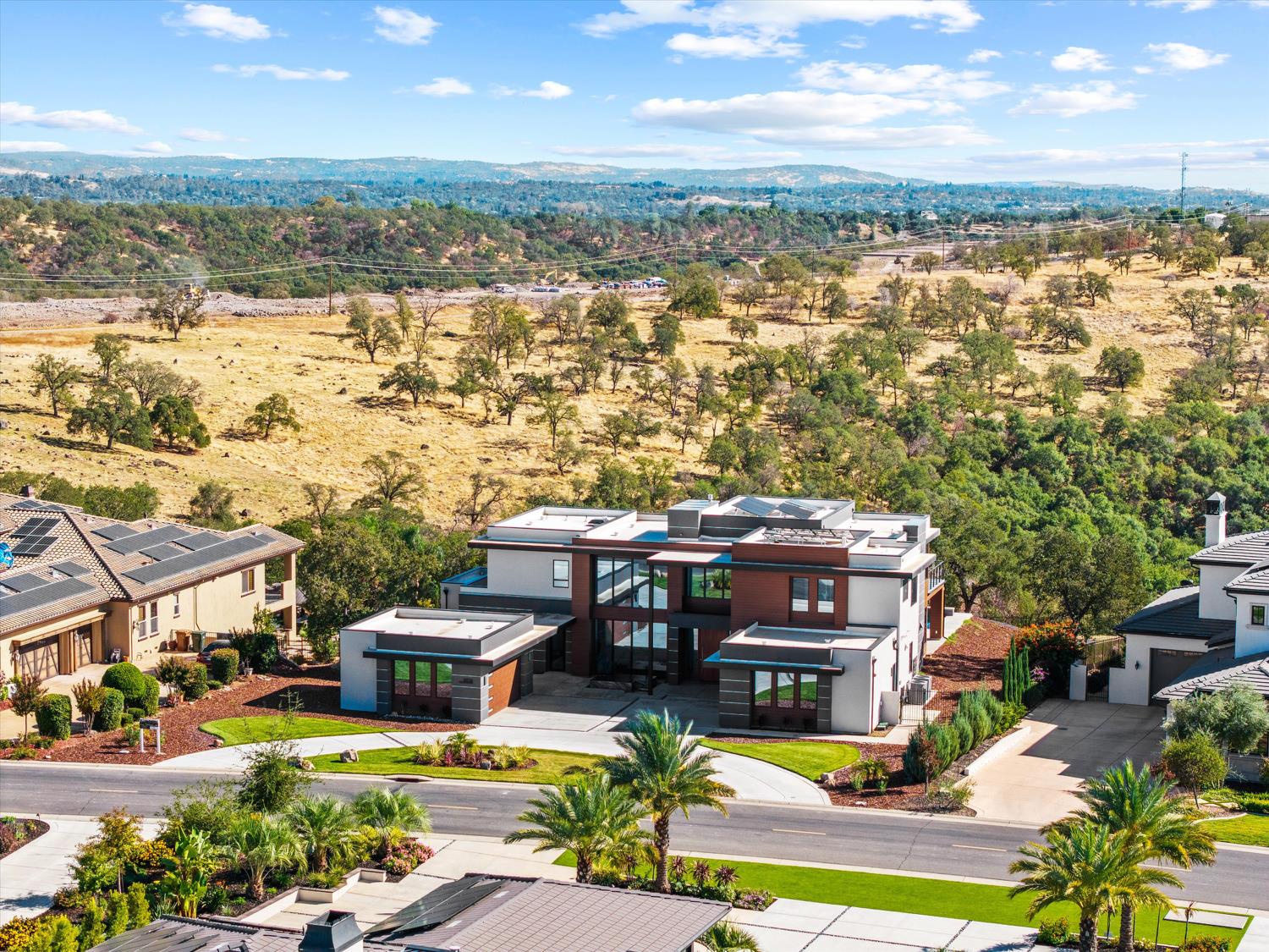 3516 Vista De Madera