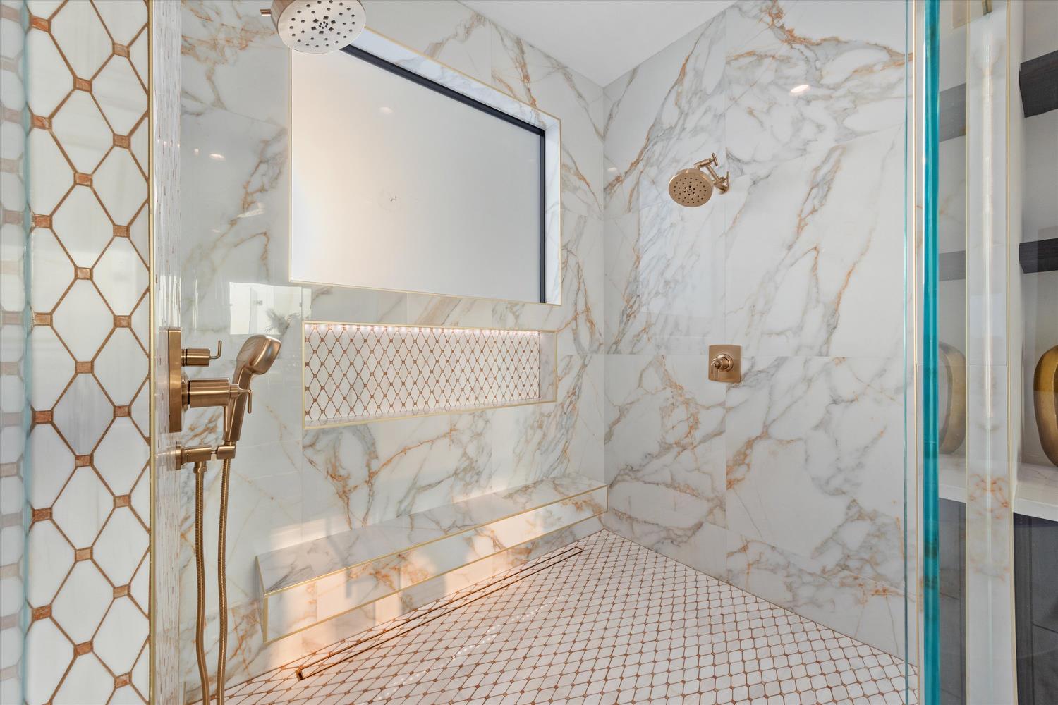 3516 Vista De Madera