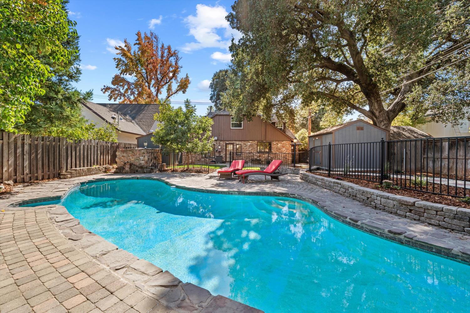 2701 Sutterville Road
