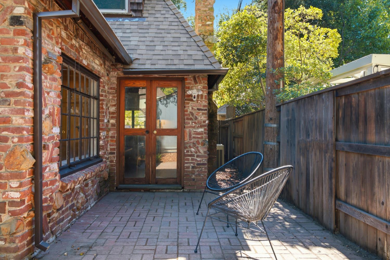 2701 Sutterville Road