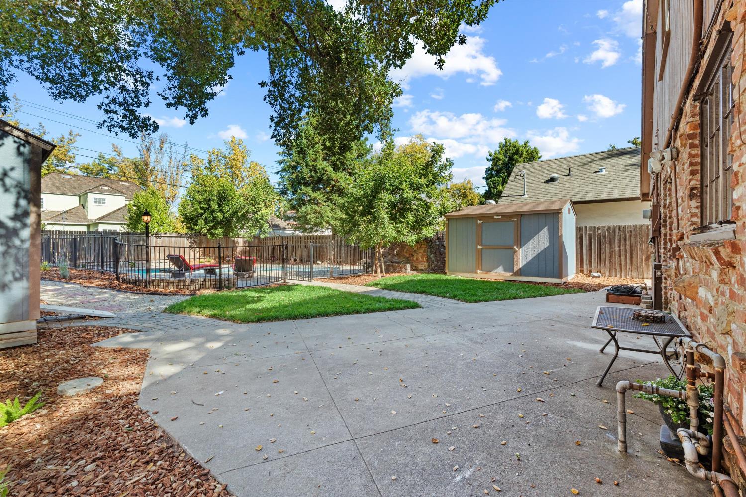 2701 Sutterville Road
