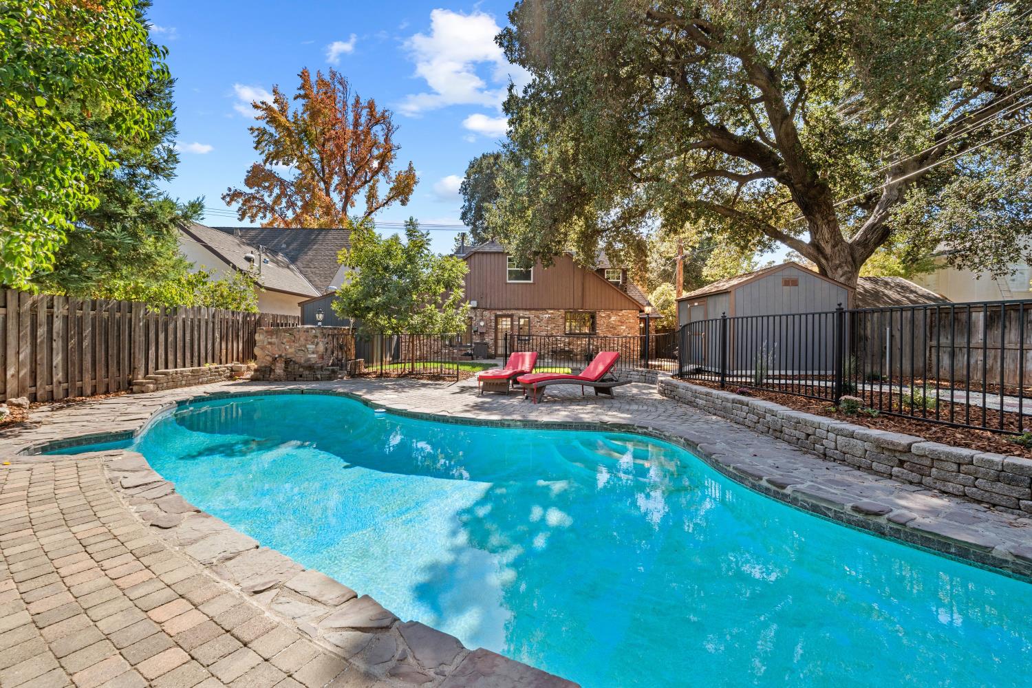 2701 Sutterville Road