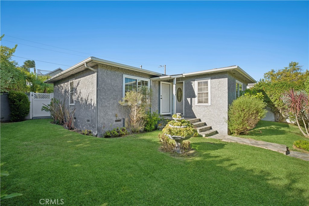 421 Catalina Newport Beach Ca Us 92663 Np26224077