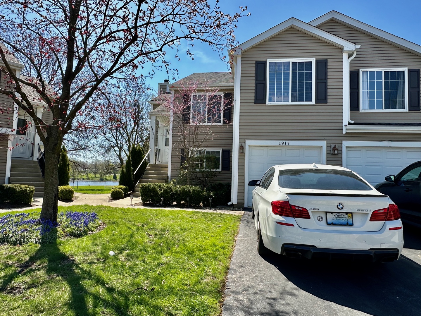 1917 WINDSONG Drive Unit: 1917