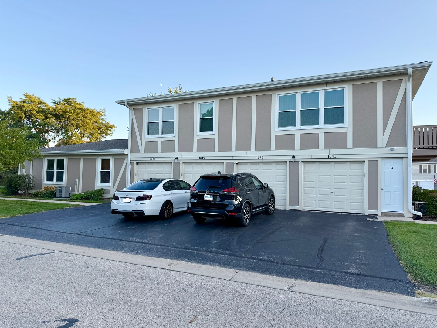 1045 Hampton Harbor Unit: 1045