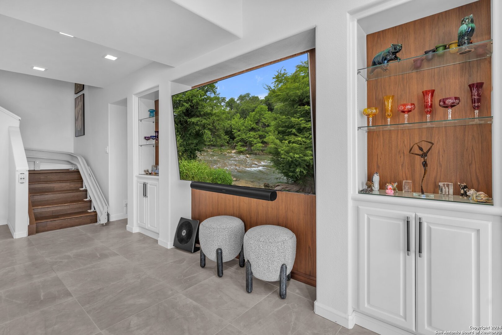 7701 Wurzbach Unit: 2306
