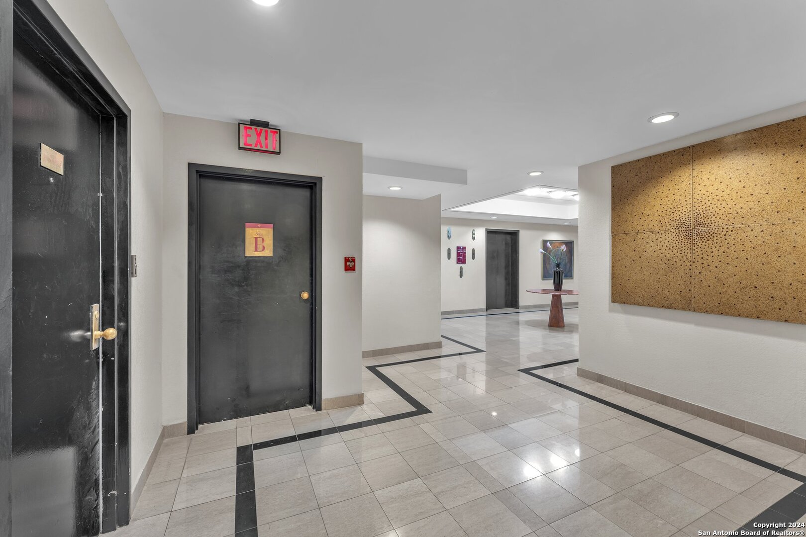 7701 Wurzbach Unit: 2306
