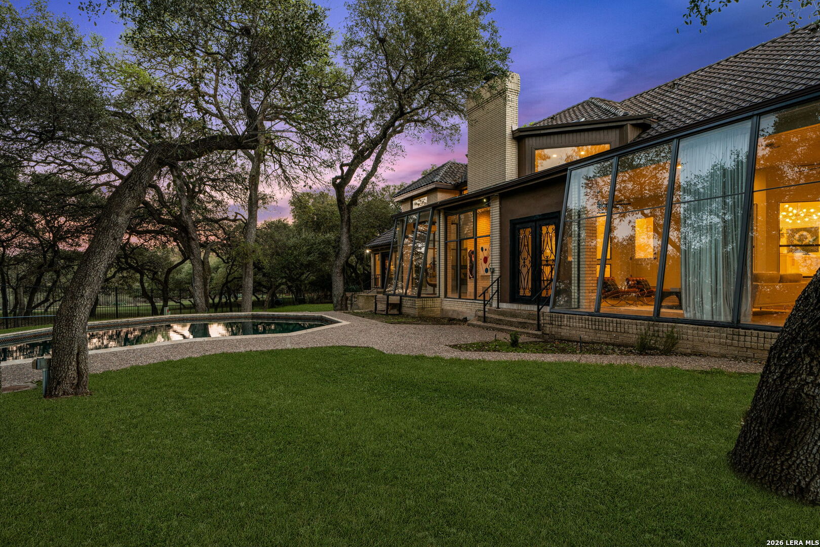 12514 Elm Manor