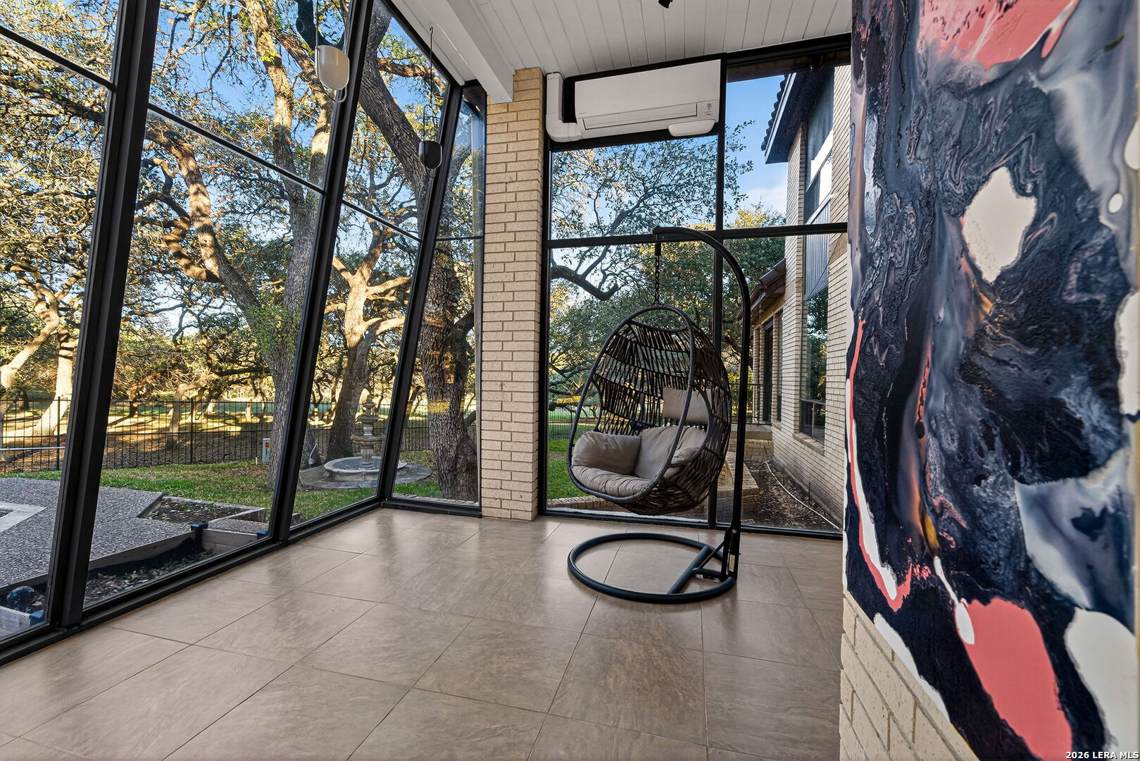 12514 Elm Manor