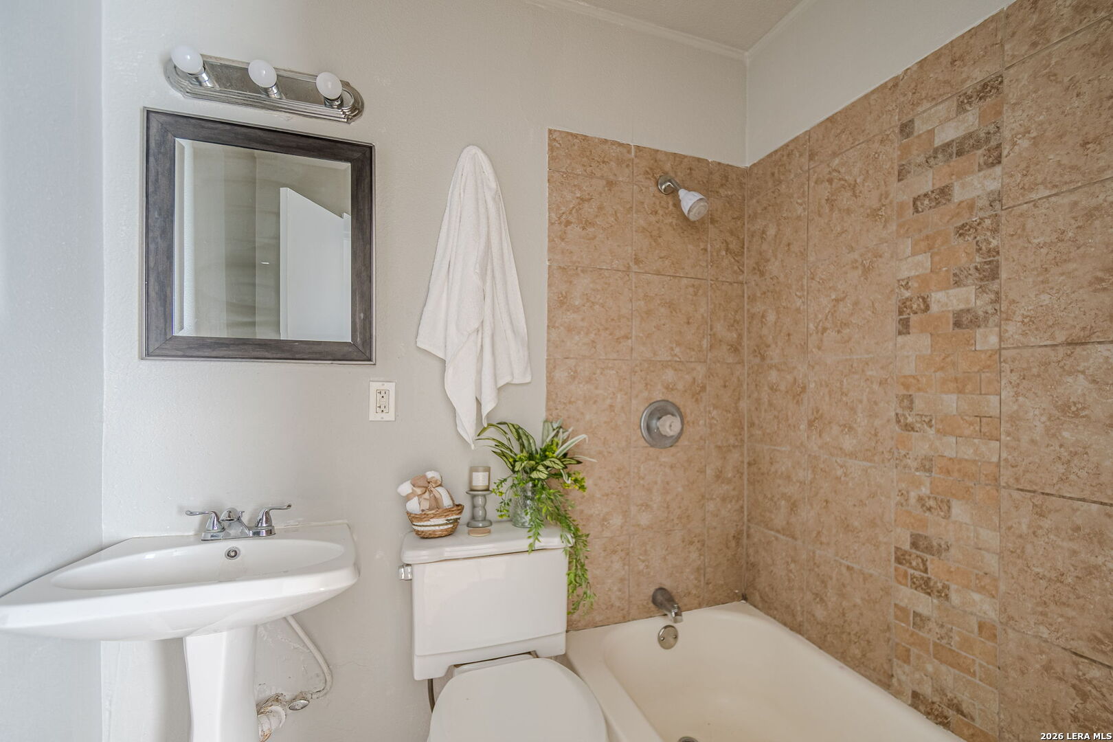 2323 Arbor Place 1