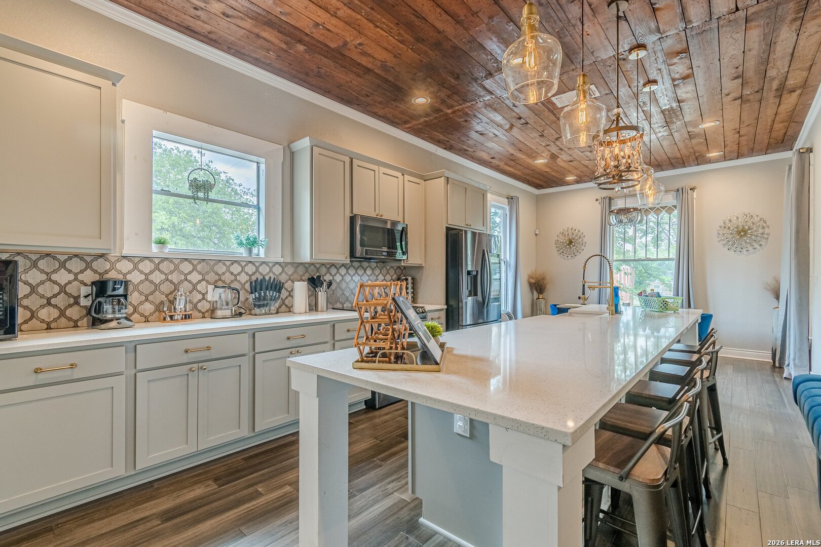 1022 Nolan