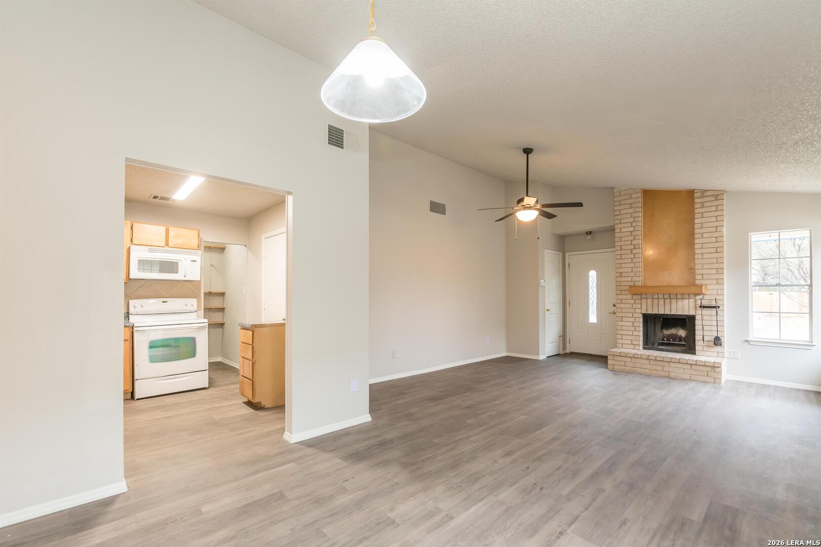 3518 Stoney Bluff