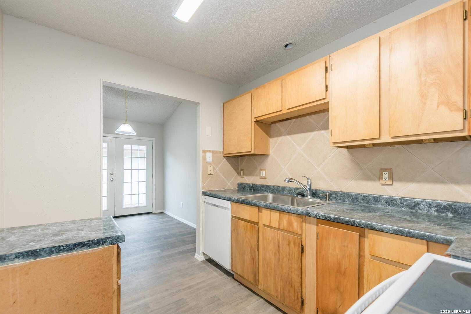 3518 Stoney Bluff