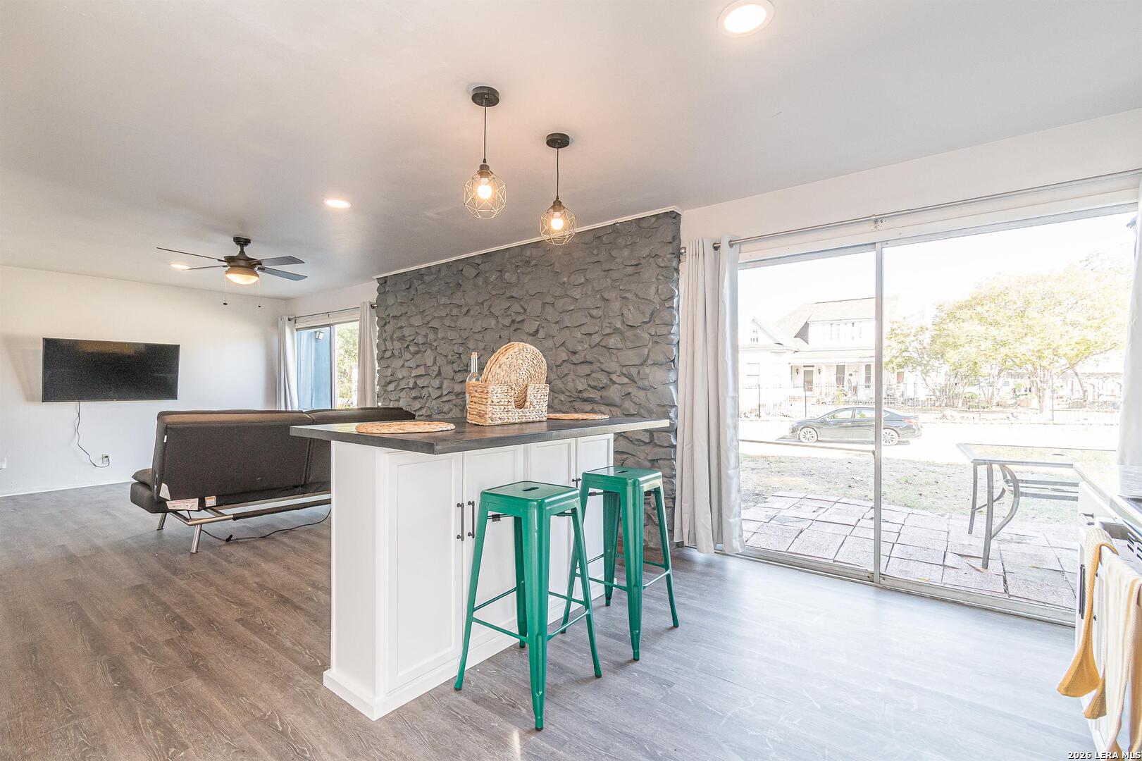 346 NATALEN AVE Unit: 1