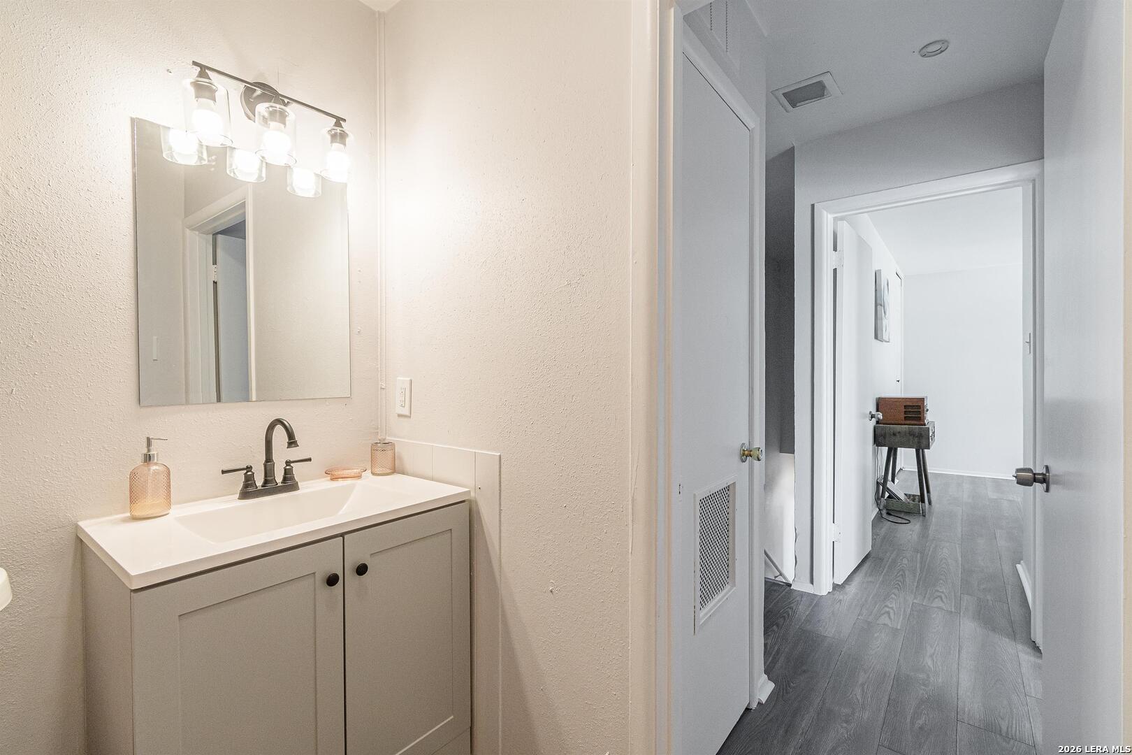 346 NATALEN AVE Unit: 1
