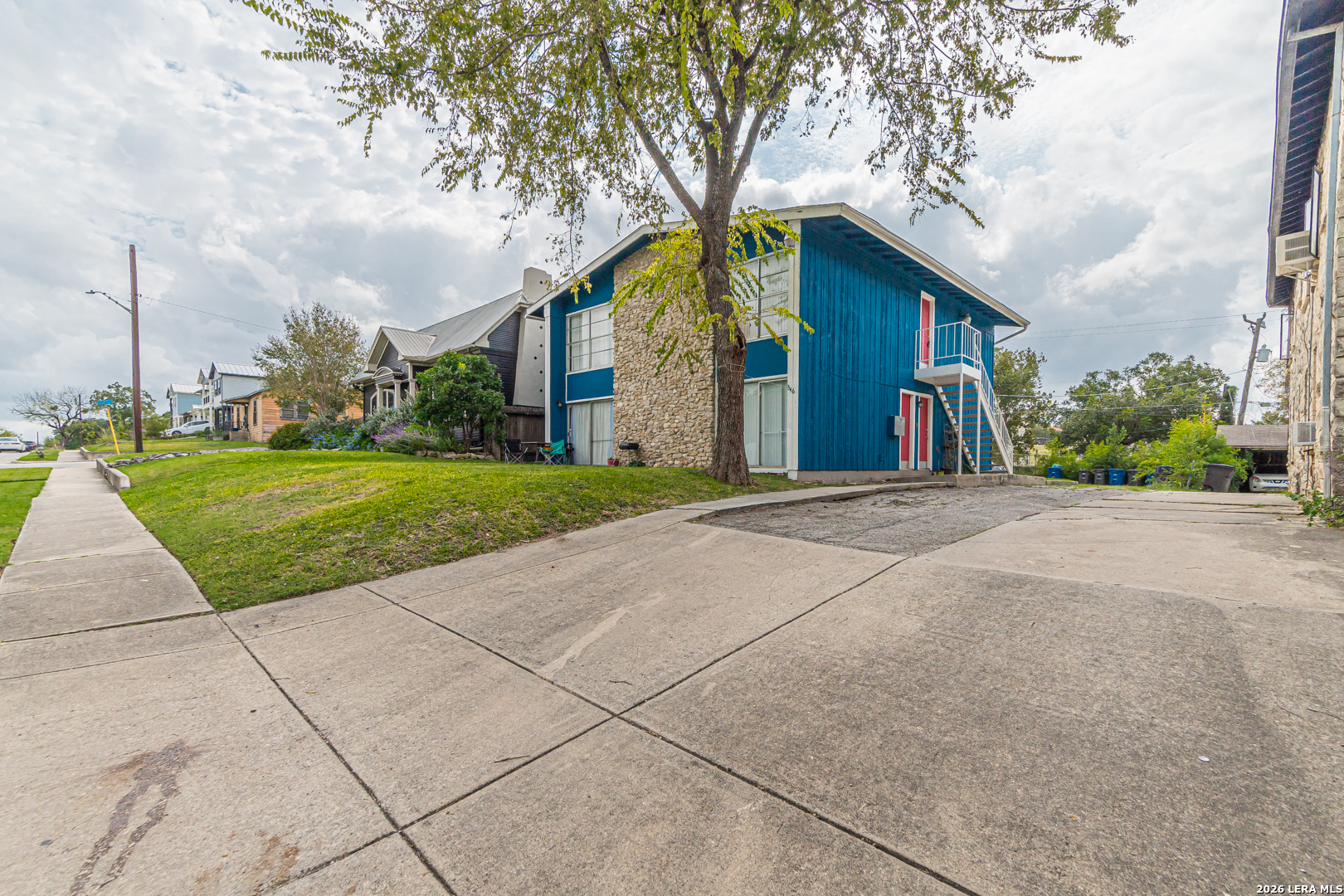 346 Natalen Dr Unit: 3