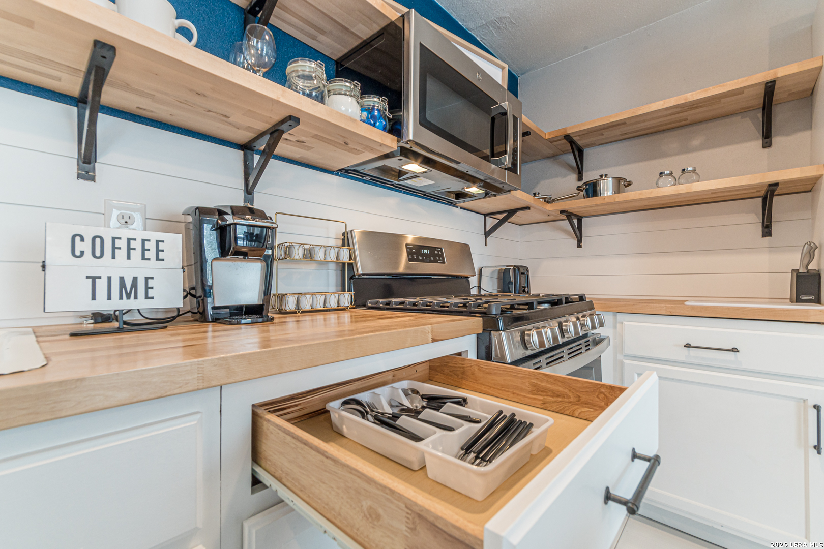 346 Natalen Dr Unit: 3