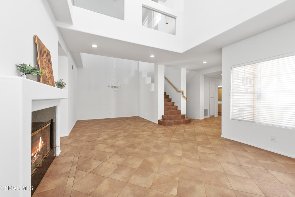 1008 Mountain Oak Place