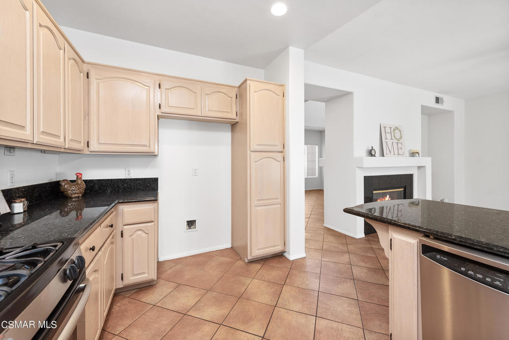 1008 Mountain Oak Place
