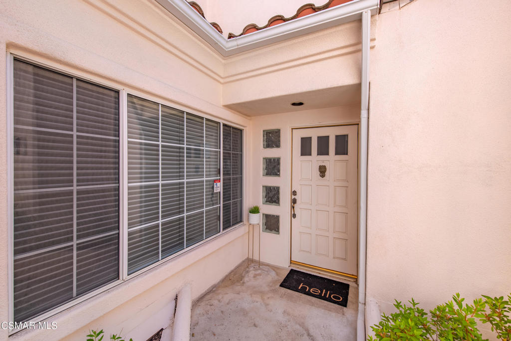 1008 Mountain Oak Place