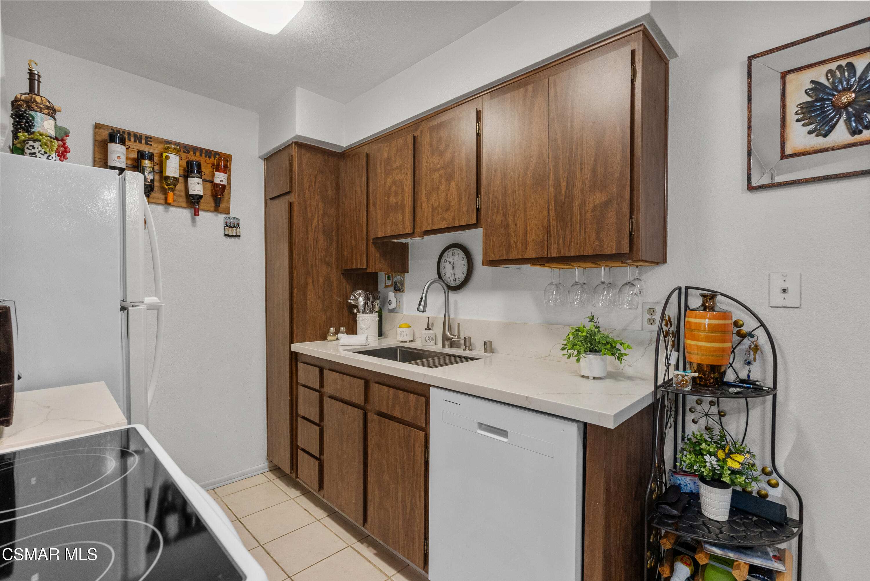 1256 Patricia Avenue, 3