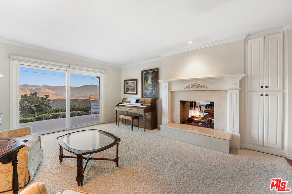 2212 Stacy Lane