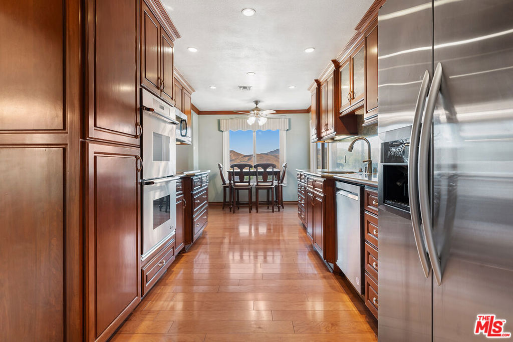 2212 Stacy Lane