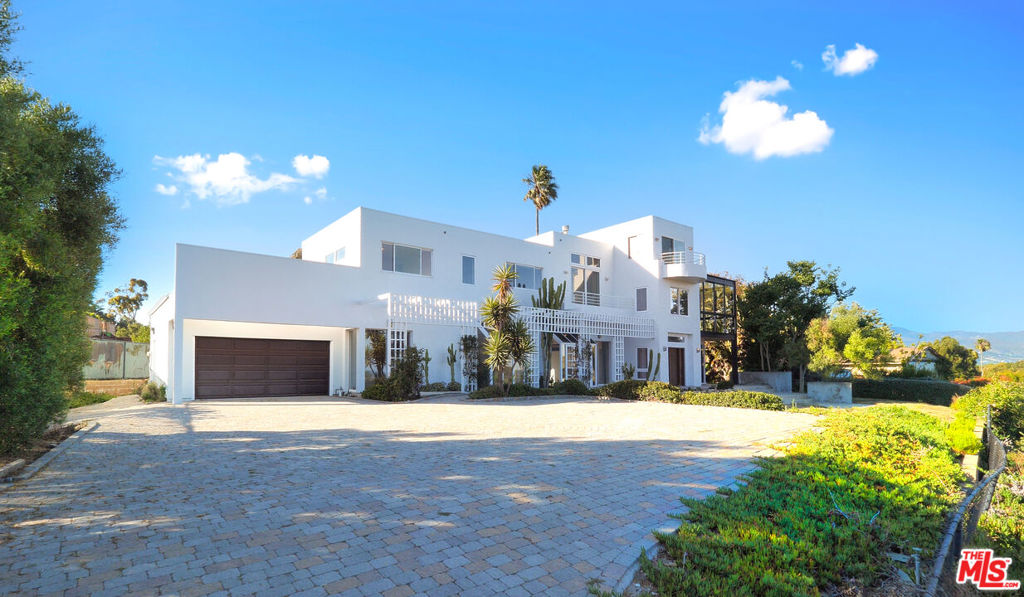 29035 Cliffside Drive