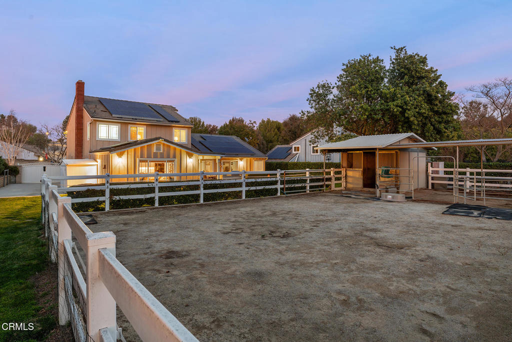 1894 Rambling Road