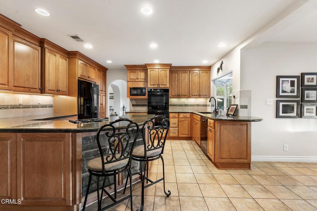 1894 Rambling Road
