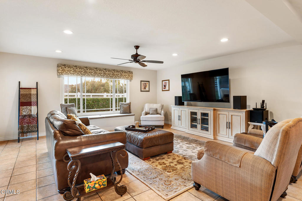 1894 Rambling Road