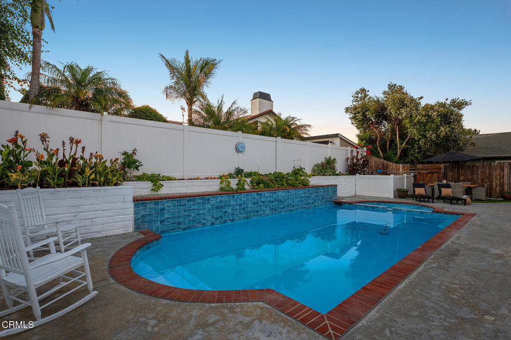 10325 Darling Road
