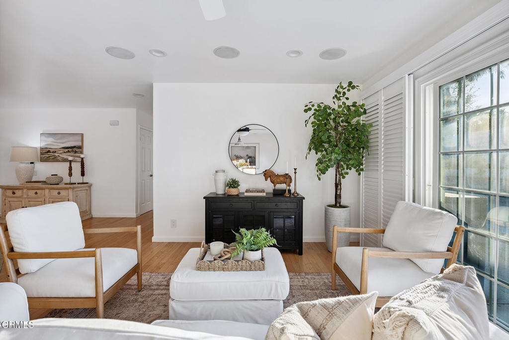 10325 Darling Road