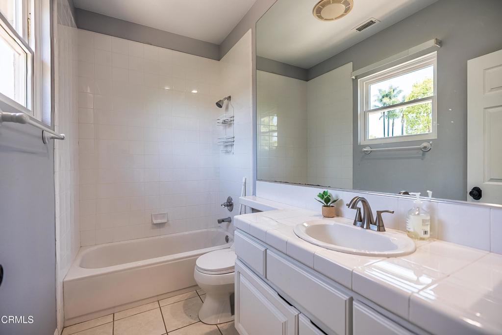 4414 Paseo Santa Rosa